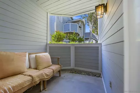 Exterior - 2148 S Coast Hwy, Oceanside, CA 92054 photo 2 of 5
