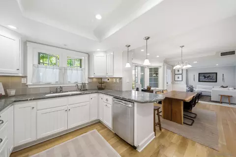 Kitchen - 2148 S Coast Hwy, Oceanside, CA 92054 photo 3 of 4