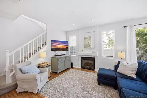 Living - 1804 Key Largo Rd, Vista, CA 92081 photo 2 of 2
