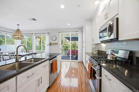 Kitchen - 1804 Key Largo Rd, Vista, CA 92081 photo 2 of 3