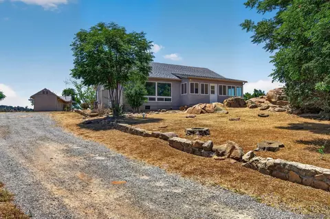 1202 Creelman Ln, Ramona, CA 92065