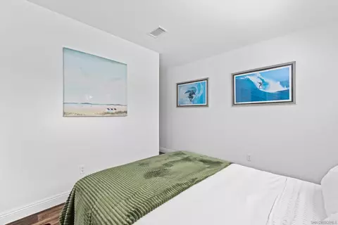 Bedroom - 3027 Linda Dr, Oceanside, CA 92056 photo 4 of 4