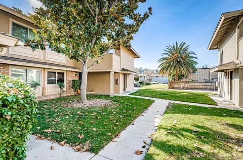 904 Amistad Ct #C, El Cajon, CA 92019