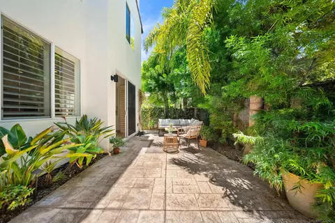 Exterior - 7100 Surfbird, Carlsbad, CA 92011 photo 6 of 14