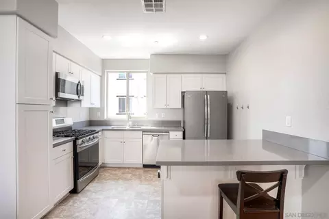 Kitchen - 8850 Olive Ln #7, Santee, CA 92071 photo 2 of 3