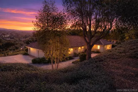3844 Alta Vista Dr, Fallbrook, CA 92028