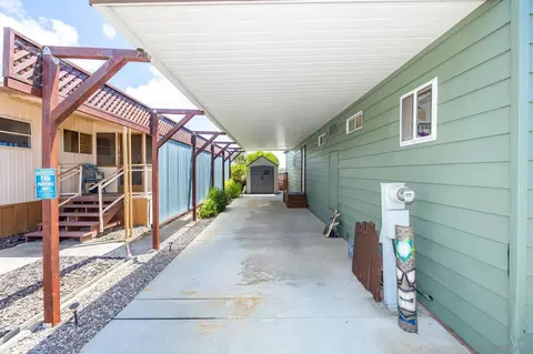 Exterior - 116 Havenview Ln, Oceanside, CA 92056 photo 8 of 10