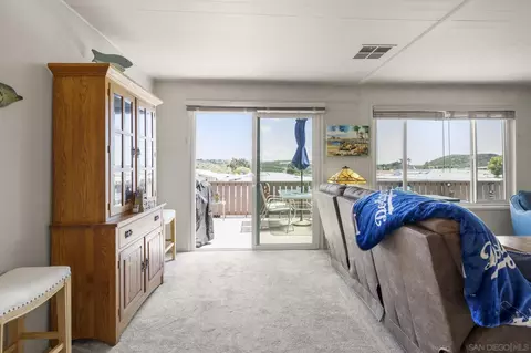 Living - 116 Havenview Ln, Oceanside, CA 92056 photo 4 of 5
