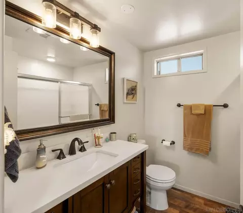 Bath - 116 Havenview Ln, Oceanside, CA 92056 photo 2 of 2