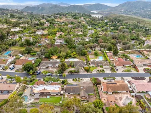 View/Area - 1510 Ventana, Escondido, CA 92029 photo 2 of 3