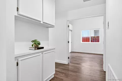 Entry Way - 1272 Lancer Gln, Escondido, CA 92029 photo 2 of 2