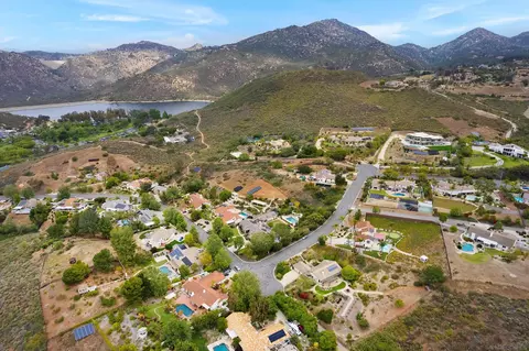 View/Area - 14505 Wildgrove Rd, Poway, CA 92064 photo 15 of 17