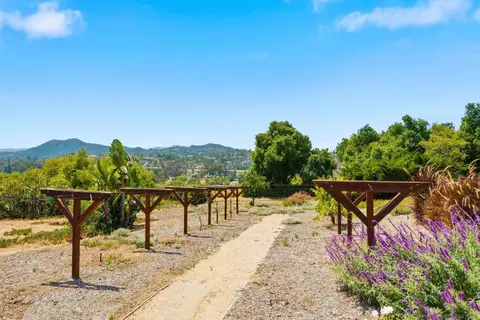 Exterior - 14505 Wildgrove Rd, Poway, CA 92064 photo 9 of 13