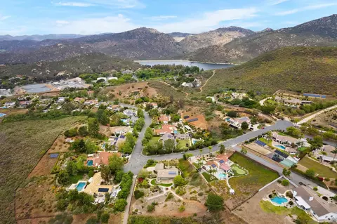 View/Area - 14505 Wildgrove Rd, Poway, CA 92064 photo 16 of 17
