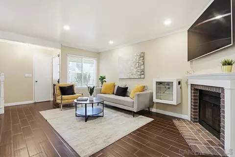 Living - 13221 Westmark #27, Poway, CA 92064 photo 3 of 4