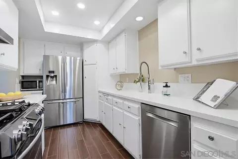 Kitchen - 13221 Westmark #27, Poway, CA 92064 photo 3 of 6