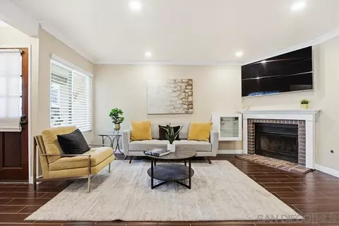 Living - 13221 Westmark #27, Poway, CA 92064 photo 2 of 4