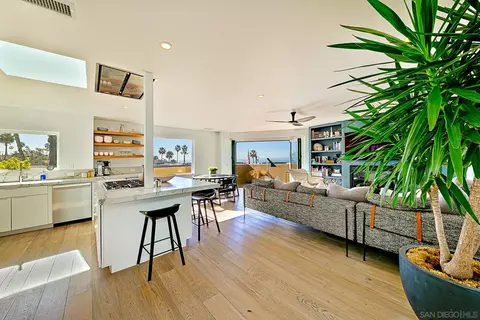 Kitchen - 231 Bonair St, La Jolla, CA 92037 photo 1 of 5