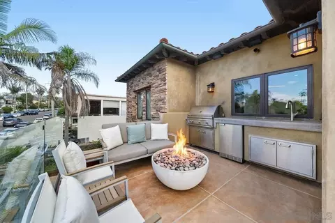 Other - 231 Bonair St, La Jolla, CA 92037 photo 3 of 9
