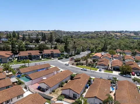 View/Area - 270 Smoke Tree Pl, Oceanside, CA 92057 photo 9 of 25