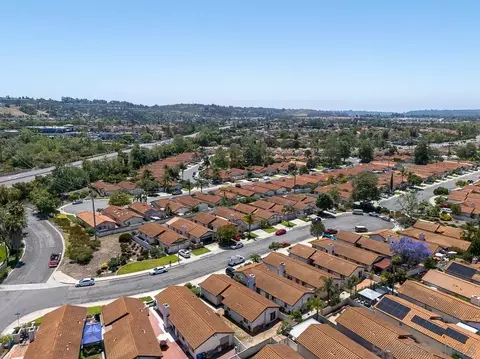 View/Area - 270 Smoke Tree Pl, Oceanside, CA 92057 photo 16 of 25