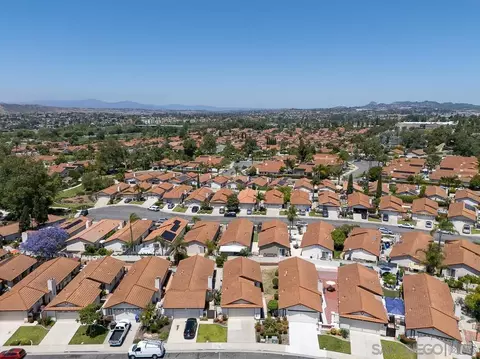 View/Area - 270 Smoke Tree Pl, Oceanside, CA 92057 photo 14 of 25