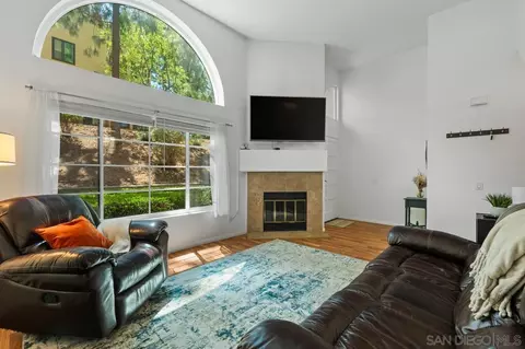 9230 Lake Murray Blvd #F, San Diego, CA 92119