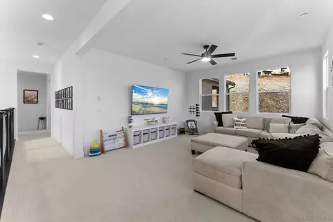 Entry Way - 1567 Corte Botanicas, Chula Vista, CA 91913 photo 3 of 5