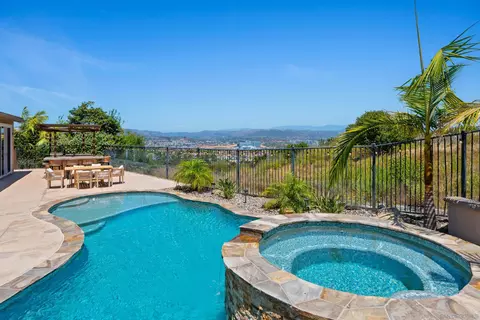 953 Stoneridge Way, San Marcos, CA 92078