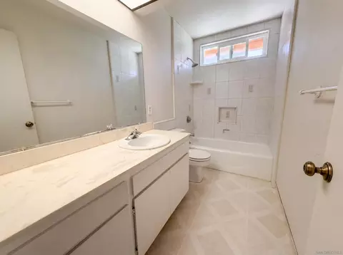 Bath - 8949 Corte Pellejo, Spring Valley, CA 91977 photo 2 of 3