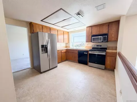 Kitchen - 8949 Corte Pellejo, Spring Valley, CA 91977 photo 2 of 3