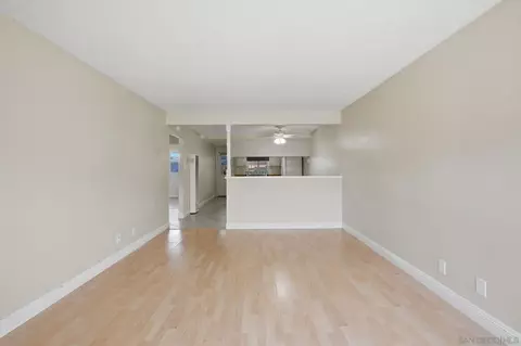 2012 E Mission Ave #11, Escondido, CA 92027