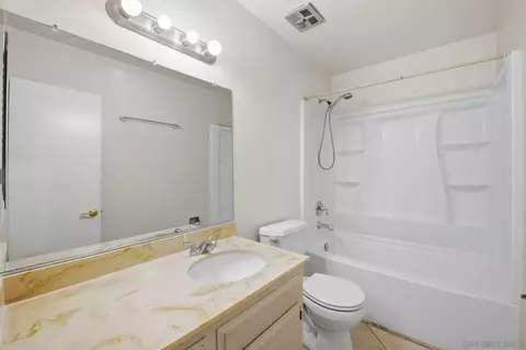 Bath - 2012 E Mission Ave #11, Escondido, CA 92027 photo 2 of 2