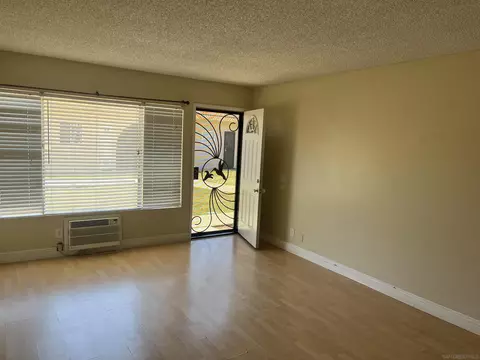 2012 E Mission Ave #11, Escondido, CA 92027 photo 4