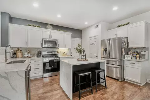 Kitchen - 39230 Devotion Ln, Murrieta, CA 92563 photo 3 of 5