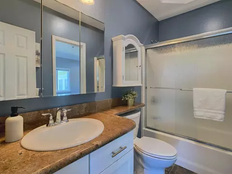 Bath - 205 Highline Trl, El Cajon, CA 92021 photo 5 of 6