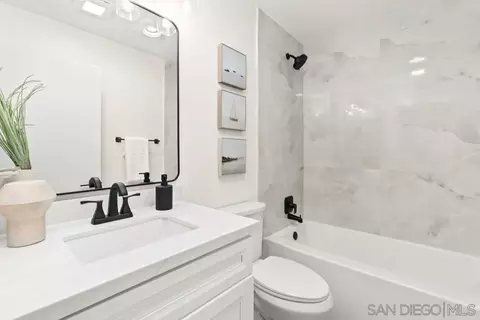 Bath - 761 Brookstone #102, Chula Vista, CA 91913 photo 2 of 3