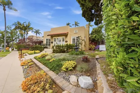 1860 Fort Stockton, San Diego, CA 92103