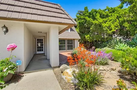 Exterior - 10018 Resmar Pl, La Mesa, CA 91941 photo 3 of 28