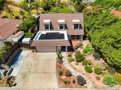 View/Area - 10018 Resmar Pl, La Mesa, CA 91941 photo 3 of 4