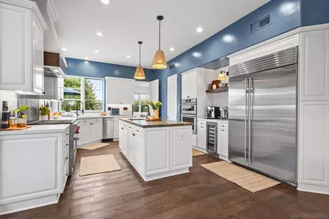 Kitchen - 7180 Aviara Dr, Carlsbad, CA 92011 photo 1 of 7