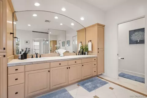 Bath - 7180 Aviara Dr, Carlsbad, CA 92011 photo 3 of 8