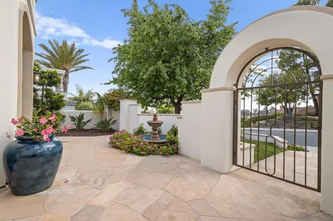 Exterior - 7180 Aviara Dr, Carlsbad, CA 92011 photo 4 of 16