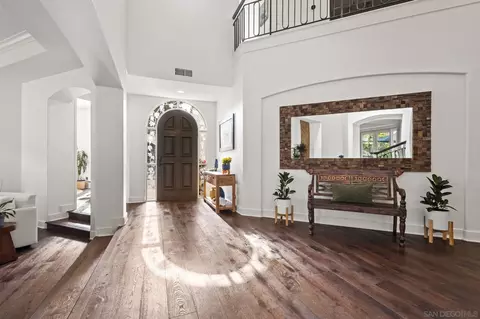 Entry Way - 7180 Aviara Dr, Carlsbad, CA 92011 photo 2 of 8