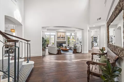 Entry Way - 7180 Aviara Dr, Carlsbad, CA 92011 photo 5 of 8
