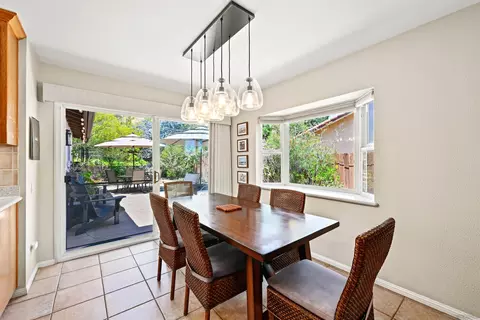 Dining - 462 Dewane, El Cajon, CA 92020 photo 1 of 1