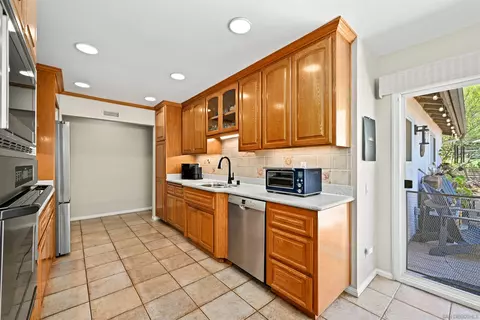 Kitchen - 462 Dewane, El Cajon, CA 92020 photo 2 of 4