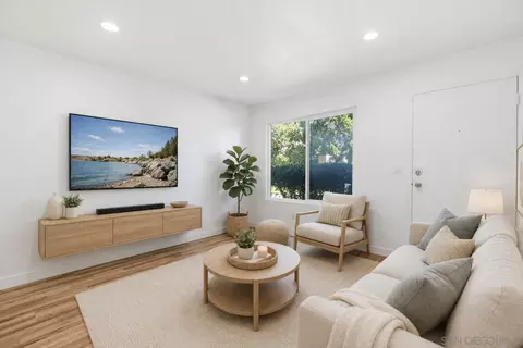 Living - 10347 Carefree Dr, Santee, CA 92071 photo 3 of 5