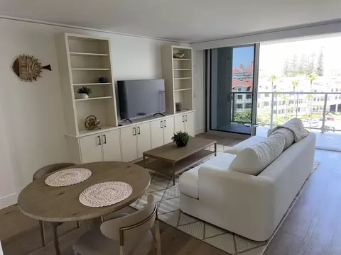 1720 Avenida Del Mundo #509, Coronado, CA 92118