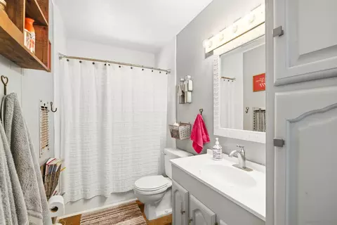 Bath - 3076 Pera Alta Dr, Julian, CA 92036 photo 1 of 1